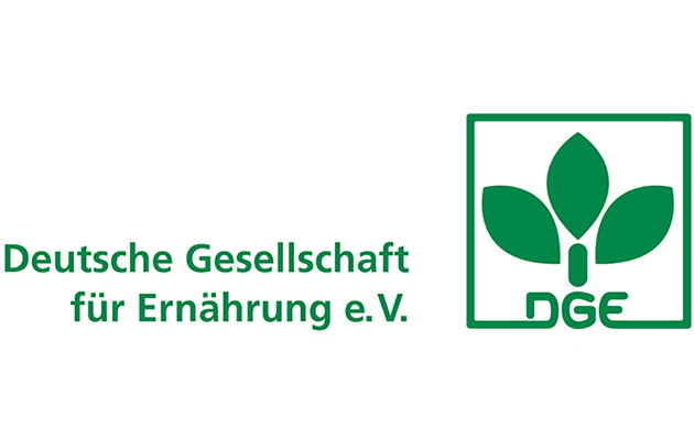 Moderatorin fuer Gesundheitsthemen Leandra Fili moderierte fuer Deutsche Gesellschaft fuer Ernaehrung (DGE)